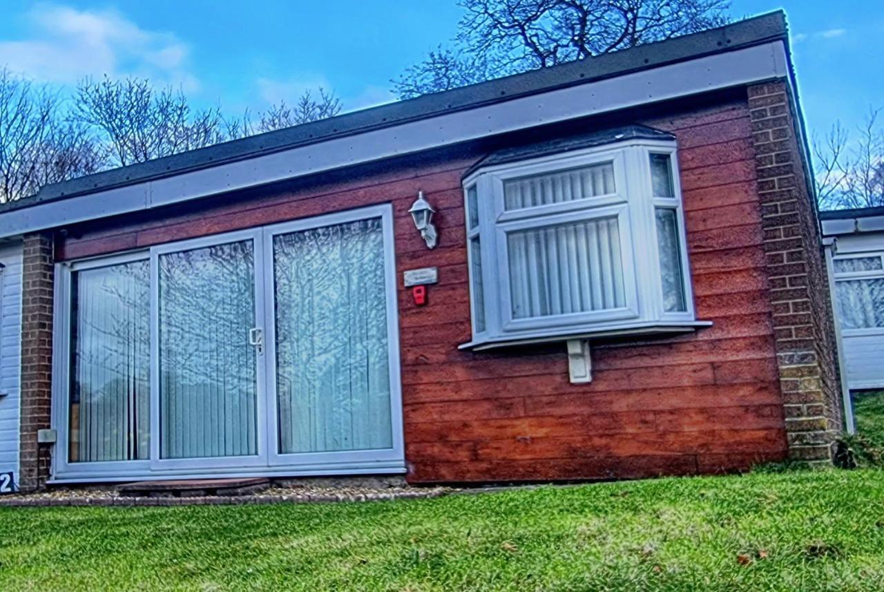 Ranger - Snowdon Cabins Holiday Let Caernarfon Caeathro ภายนอก รูปภาพ